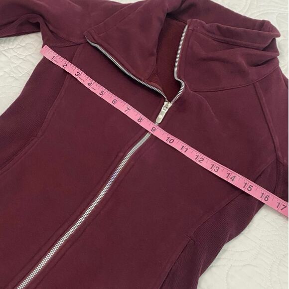 Lululemon Radiant Jacket II Womens Size 4 W4BGCS Garnet Athletic Fall Winter - Picture 4 of 9